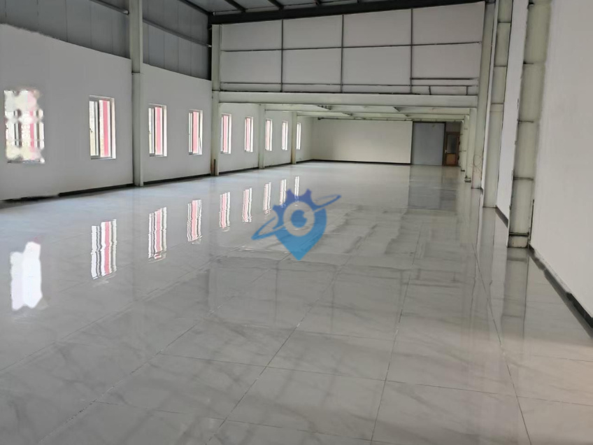 西苑开发区1500平，2000平，3800平带行车车间，办公楼1000平瓷砖车间