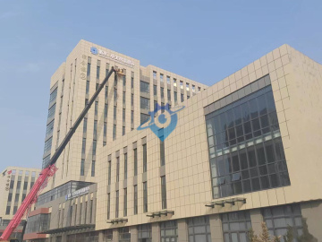 出租高新区国有园区，政策好，可免租